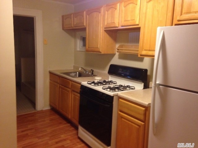 84-10 106th Ave, Ozone Park, NY 11417 - photo 1