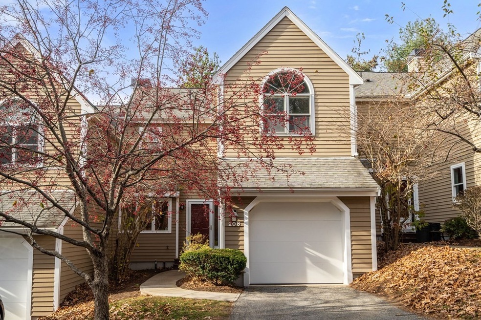 206 Bishops Forest Dr unit 206, Waltham, MA 02452 - photo 1