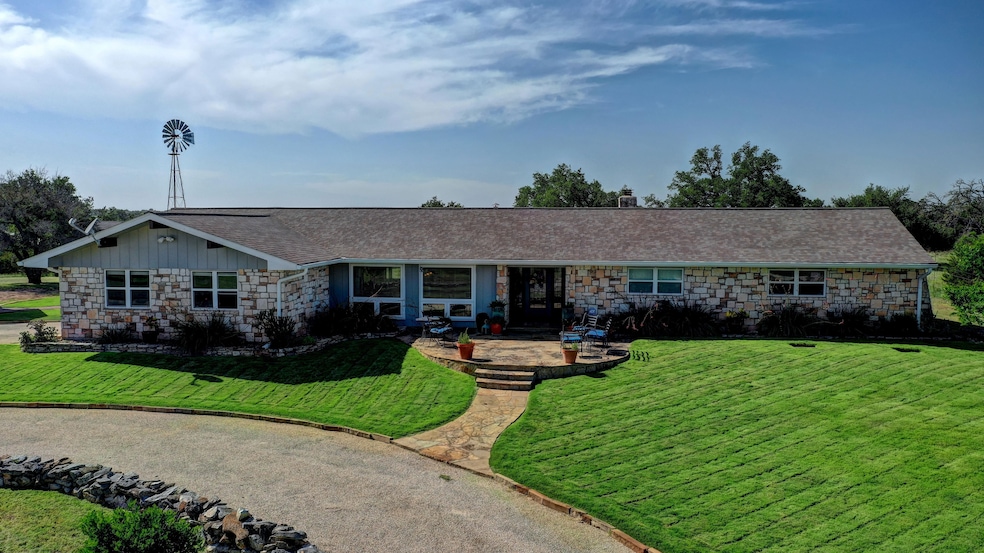 For Sale $940,000