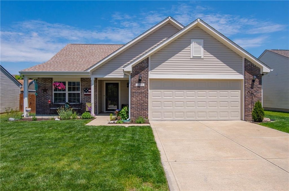 1256 Fiesta Dr, Franklin, IN 46131 - photo 1