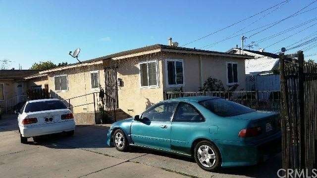 10901 Mansel Ave, Inglewood, CA 90304 - photo 1