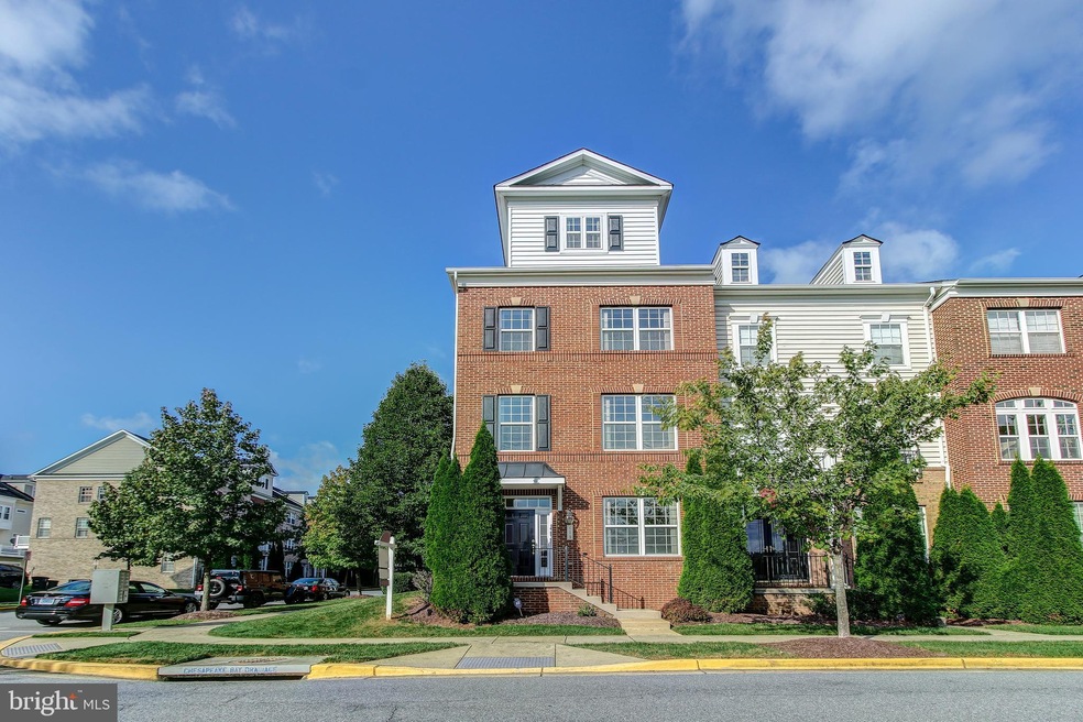 513 Touchdown Dr, Hyattsville, MD 20785 - photo 1