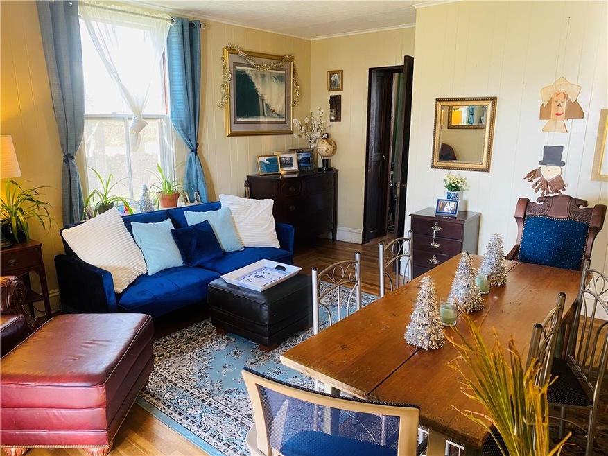 313 Berkeley Ave unit 1B, Middletown, RI 02842 - photo 1