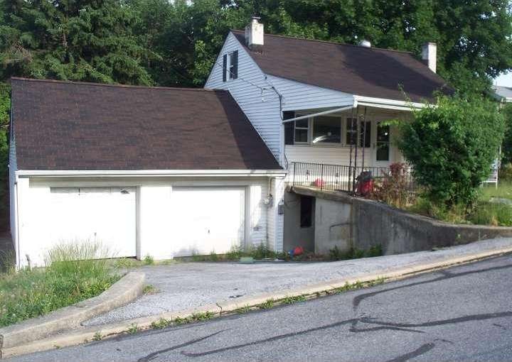 1506 Ridge Ave, Reading, PA 19607 - photo 1