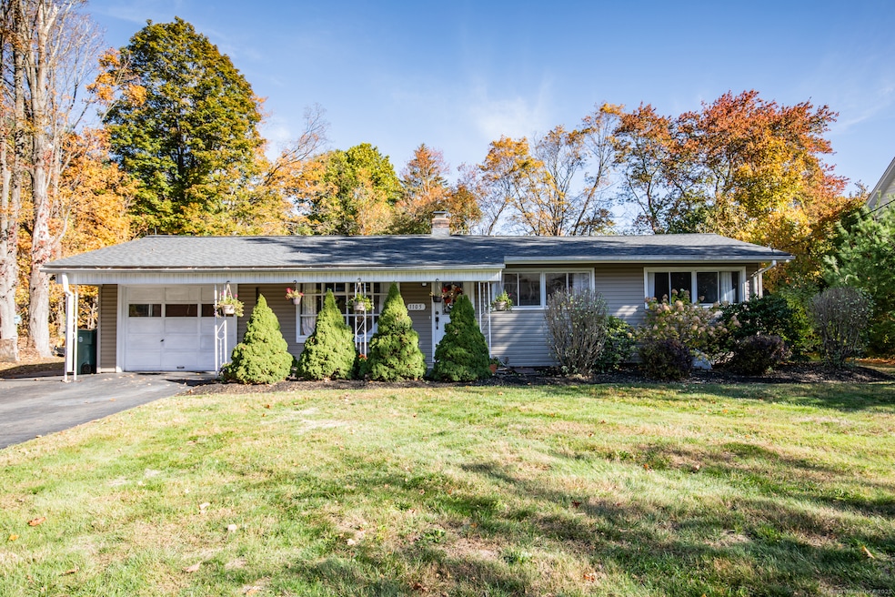 Pending $369,900 • Co-Listing Agent
