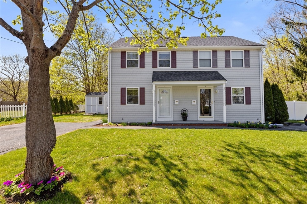 4 Nutty Hill Rd unit 4, Hingham, MA 02043 - photo 1