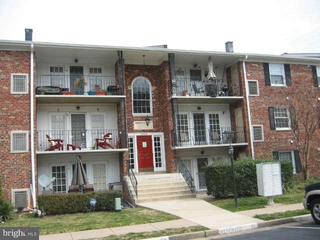 12711 Gordon Blvd unit 82, Woodbridge, VA 22192 - photo 1