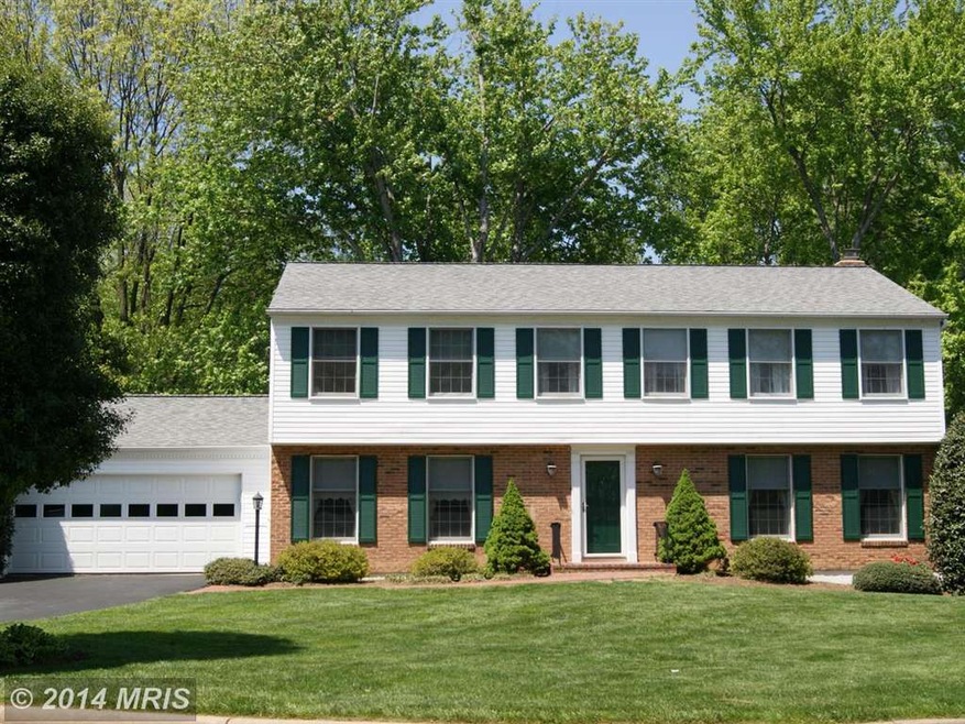 9906 Manet Rd, Burke, VA 22015 - photo 1