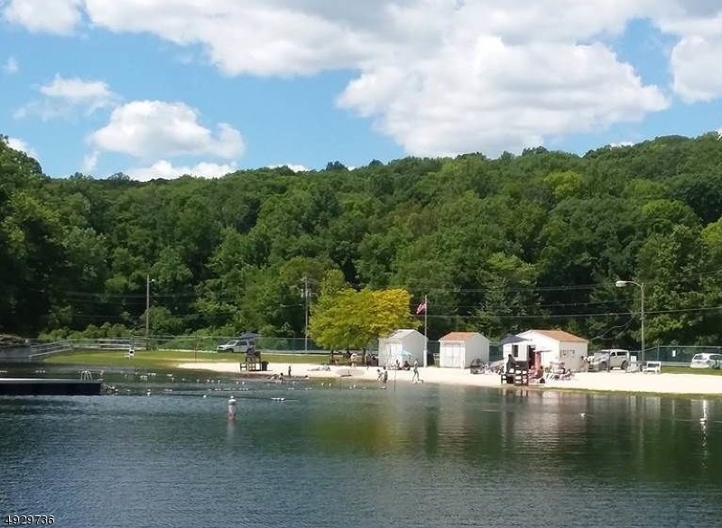 41 Butternut Rd, Vernon, NJ 07462 - photo 1