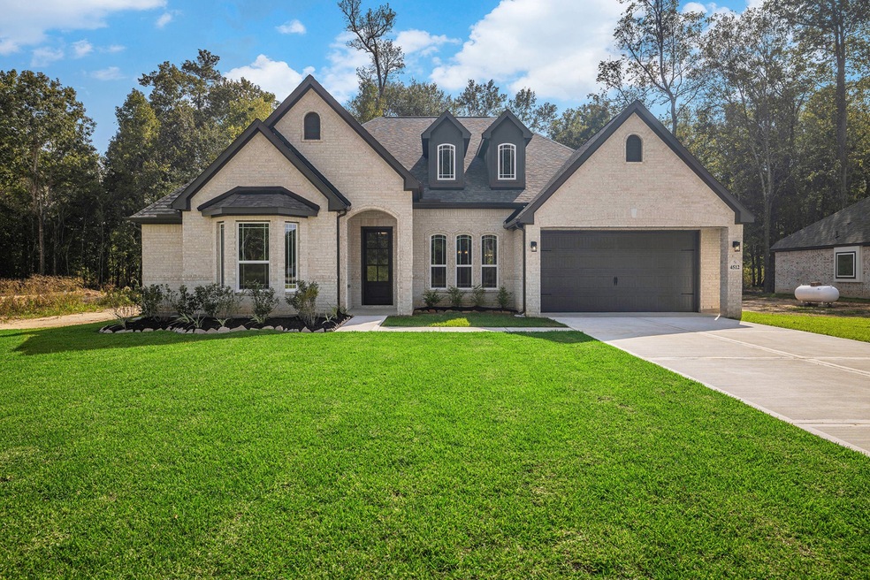 4512 Southern Dr, Dayton, TX 77535 - photo 1