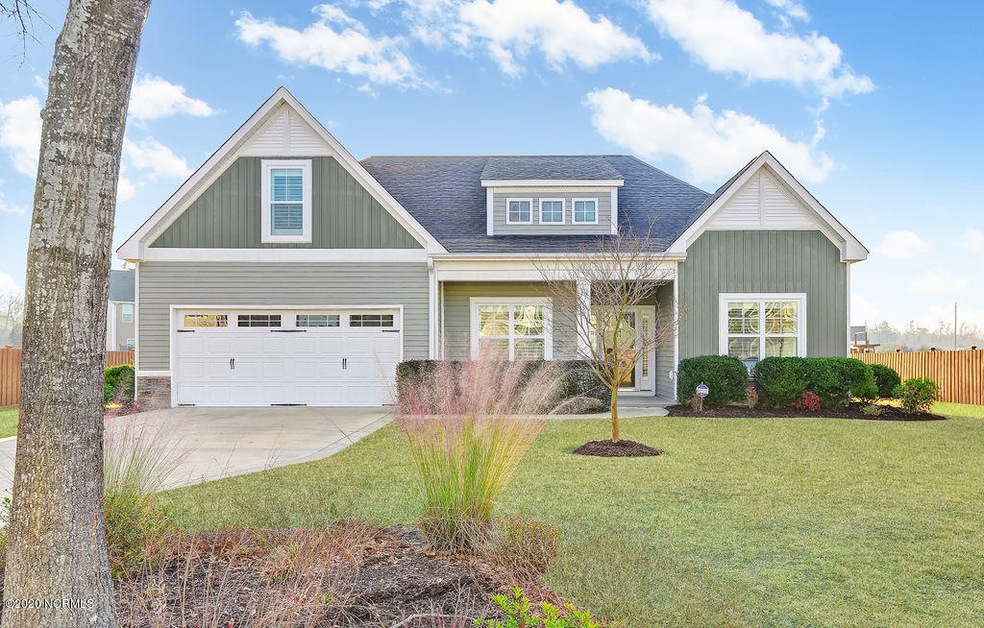 54StrawberryFieldsWay-01