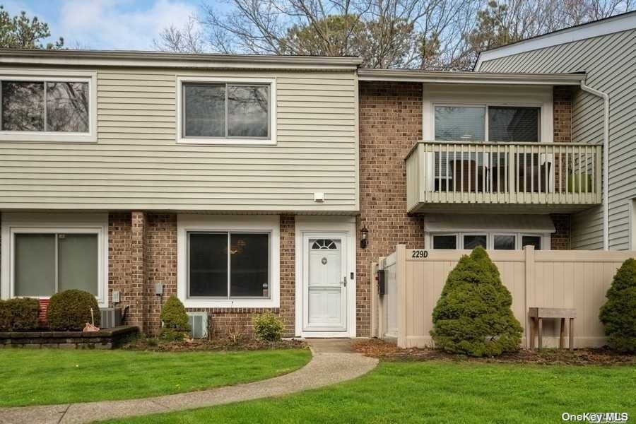 229 Springmeadow Dr unit D, Holbrook, NY 11741 - photo 1