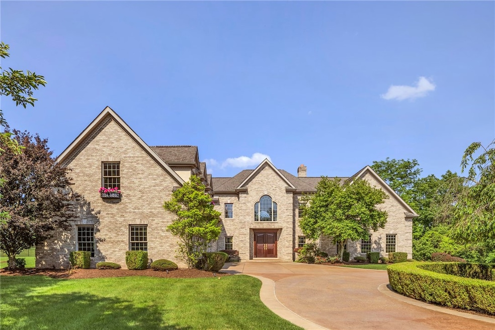 7023 Fair Oaks Dr, Export, PA 15632 - photo 1