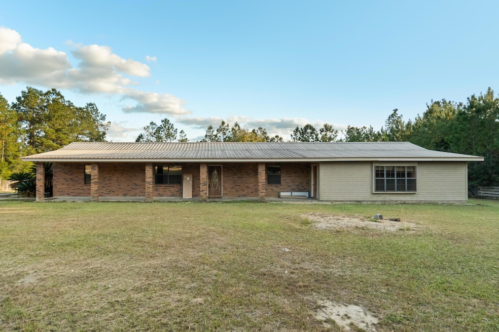 98 Country Heritage Rd, Poplarville, MS 39470 - photo 1