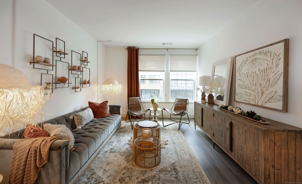 367 Orange St unit 5, New Haven, CT 06511 - photo 1