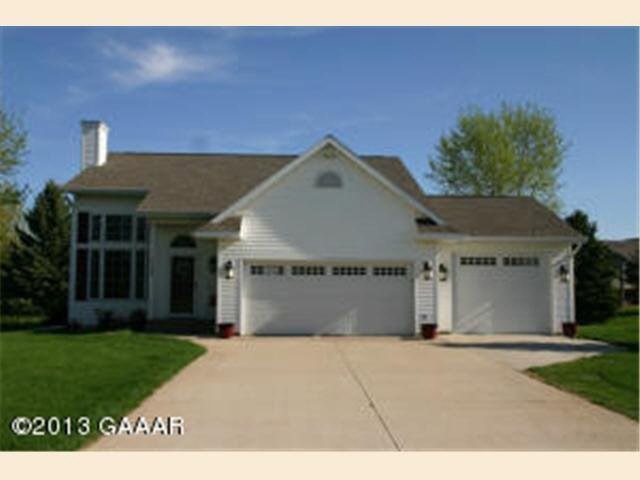 1304 Armstrong Rd NW, Alexandria, MN 56308 - photo 1