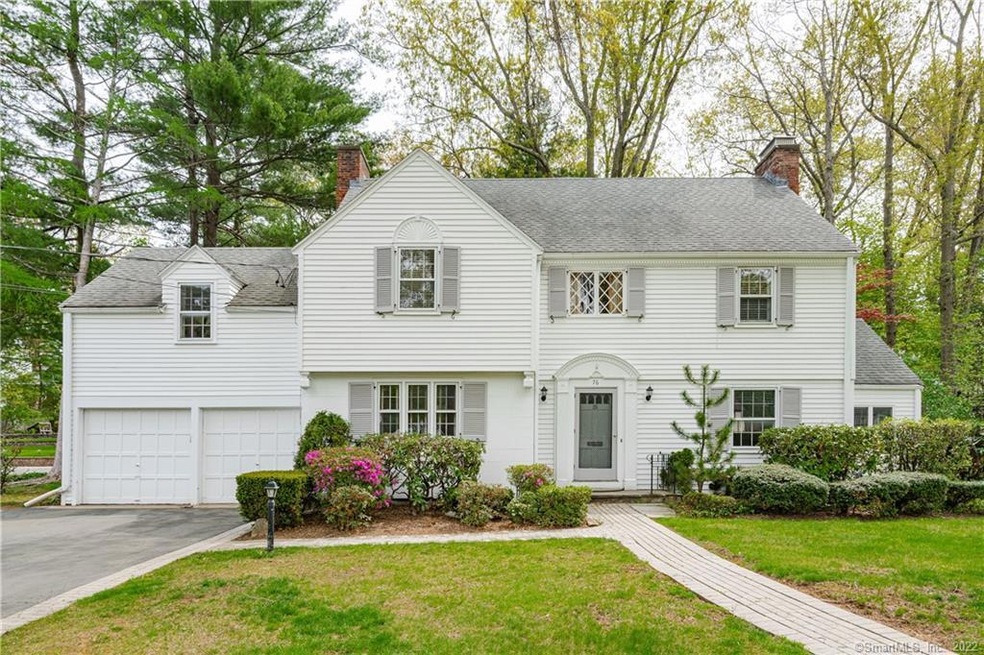 Welcome to 76 Foxcroft Rd conveniently located jus