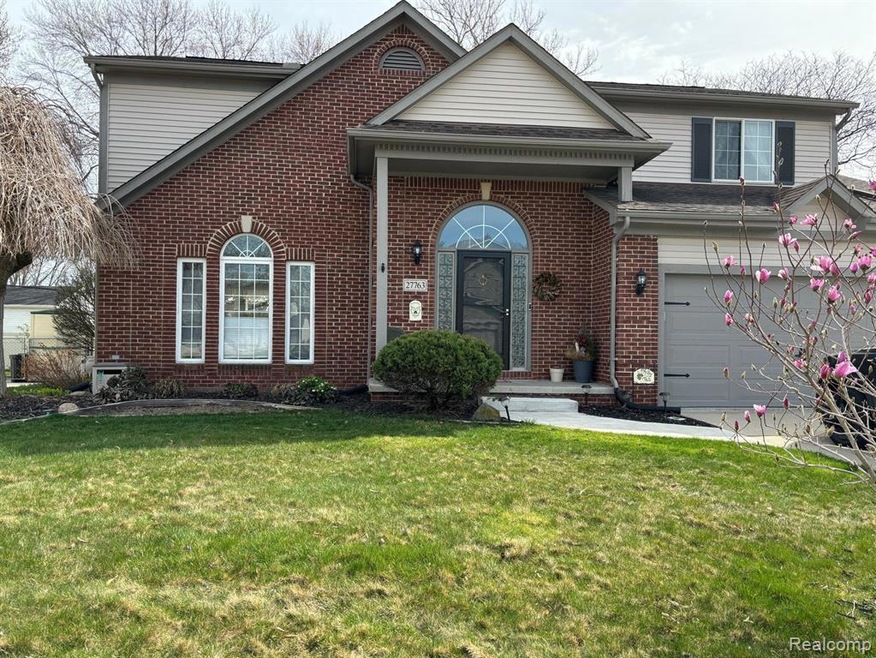 Welcome to 27763 Western Golf, Livonia