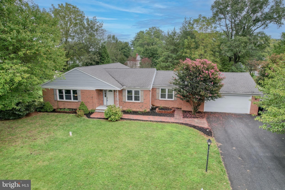 Under Contract $434,900