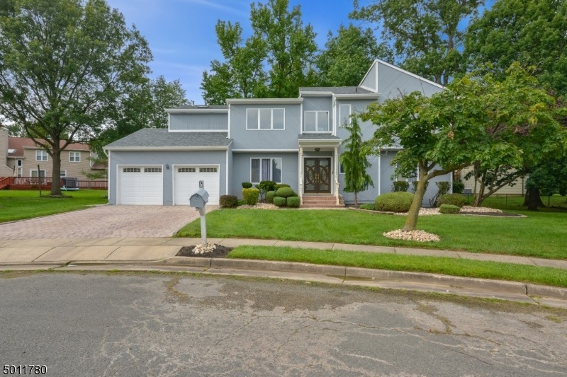 5 Elegante Dr, Edison, NJ 08820 - photo 1