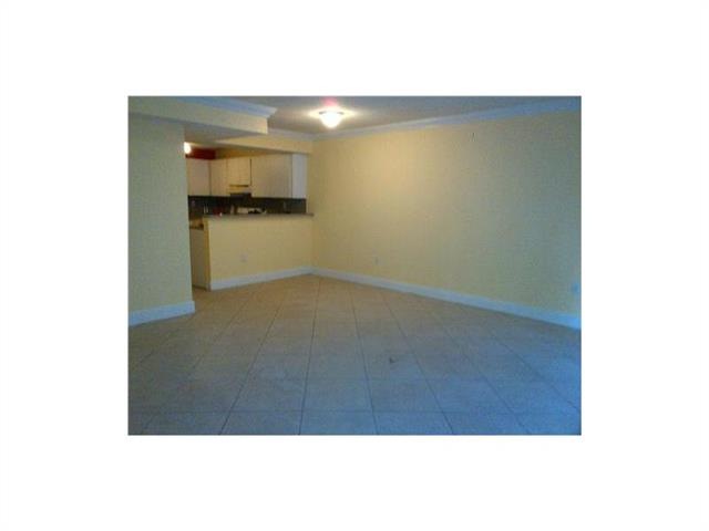 15410 SW 82nd Ln unit 815, Miami, FL 33193 - photo 1