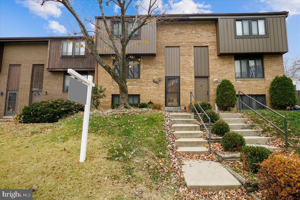 19356 Running Cedar Ct, Germantown, MD 20876 - photo 1