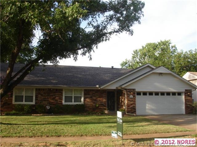 Wonderful ranch in Jenks Schools, close to River W