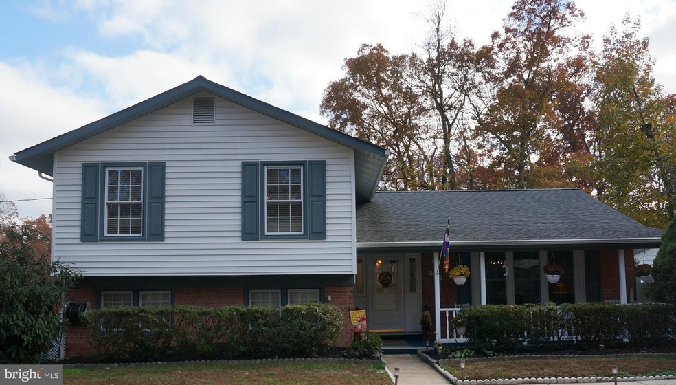 12019 Fairway Ct, Glenn Dale, MD 20769 - photo 1