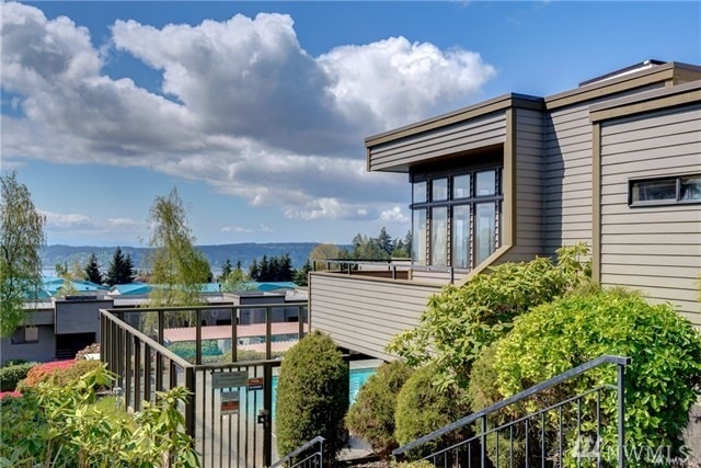 4893 76th St SW unit E901, Mukilteo, WA 98275 - photo 1