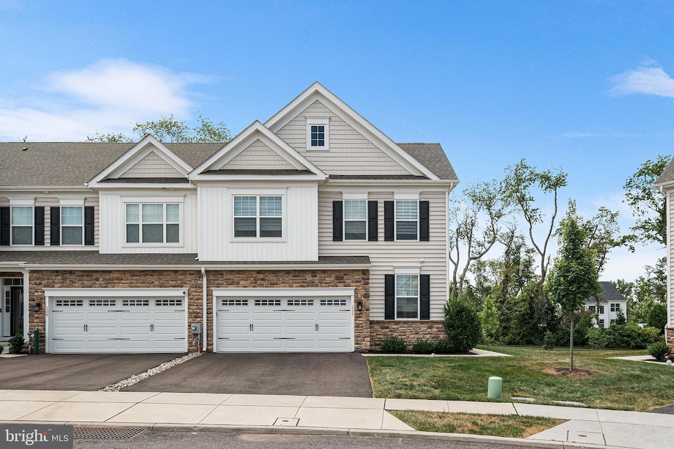 For Sale $689,900 • Co-Listing Agent