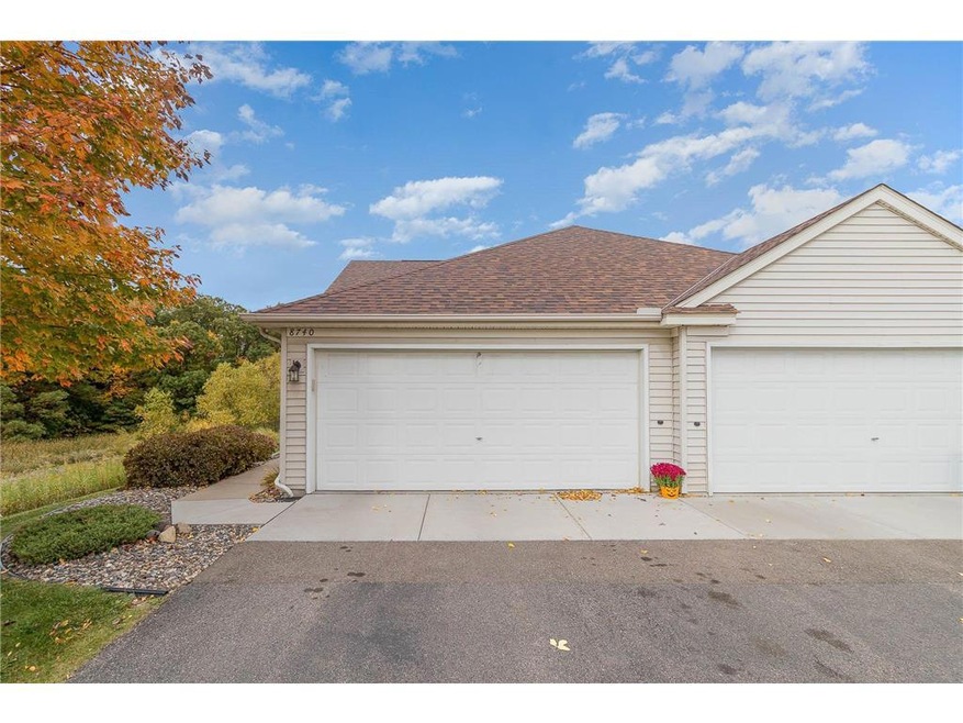 Front of End unit townhome, welcome home!