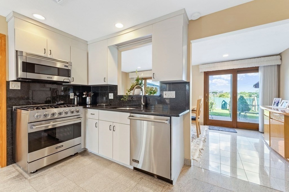 19 Swan Ave unit B, Boston, MA 02128 - photo 1