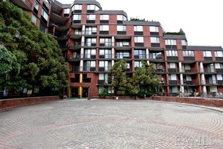 The Classic unit 1C, Hartsdale, NY 10530 - photo 1