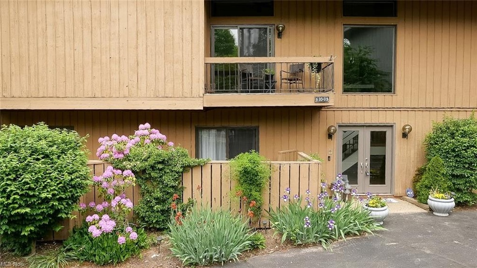 Check out this lovely 3 bedroom 3 bath condo locat