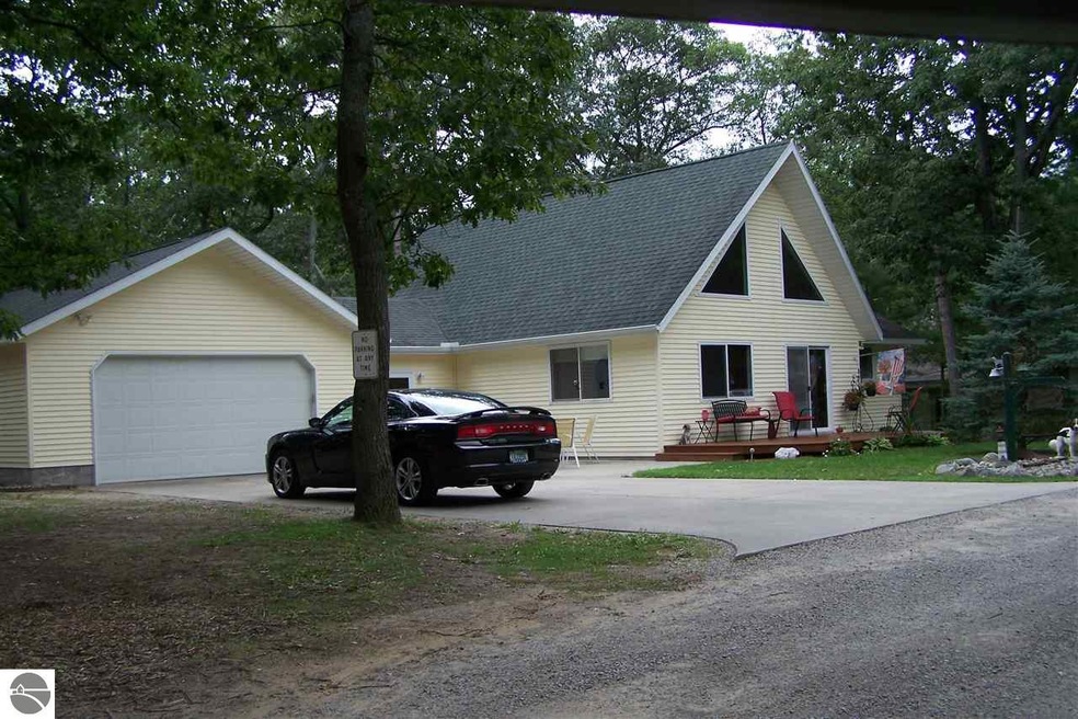 5446 E 5th St, Au Gres, MI 48703 - photo 1