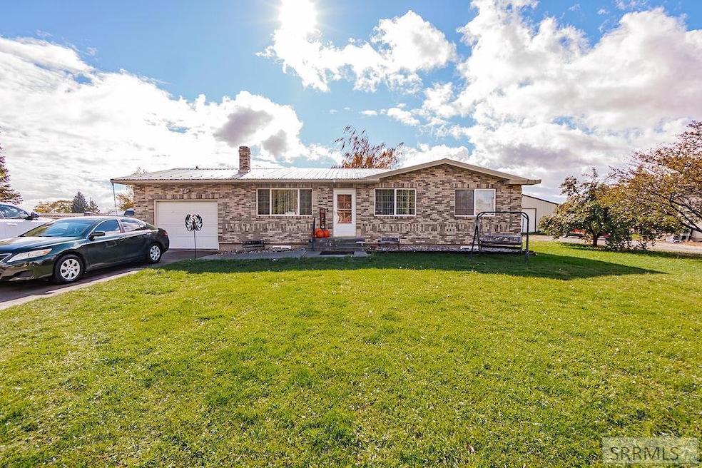 Pending $375,000 • Co-Listing Agent