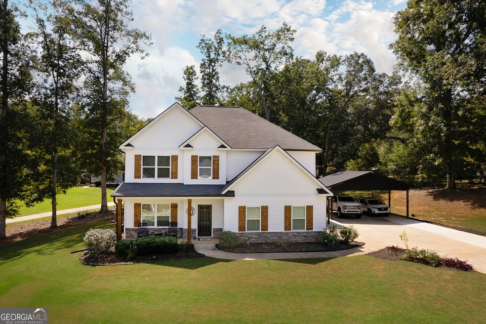 207 Dixon Cir, Williamson, GA 30292 - photo 1