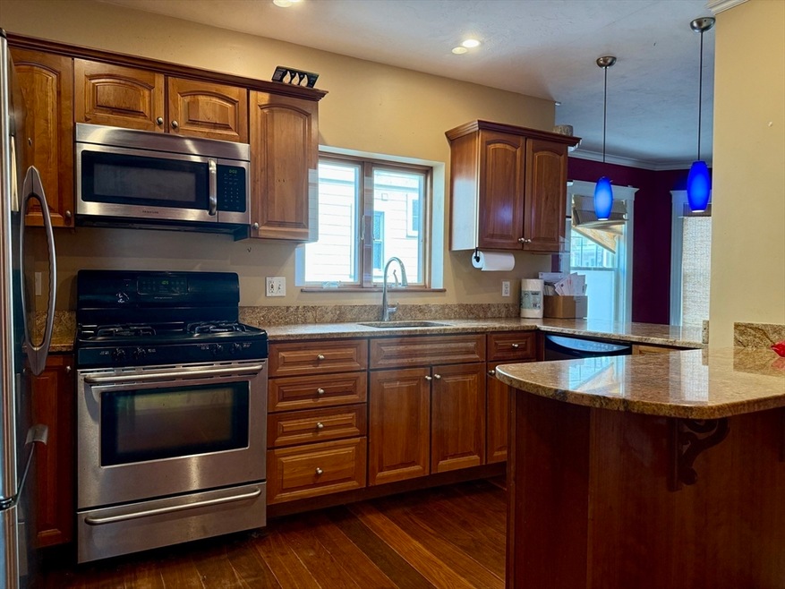 23 Varnum St unit 1, Arlington, MA 02474 - photo 1