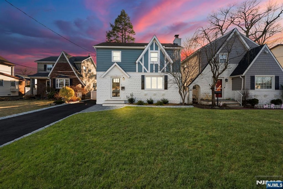 256 Sussex Rd, Wood Ridge, NJ 07075 - photo 1