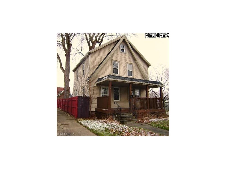 Welcome to 13702 Clifford and the spacious front p