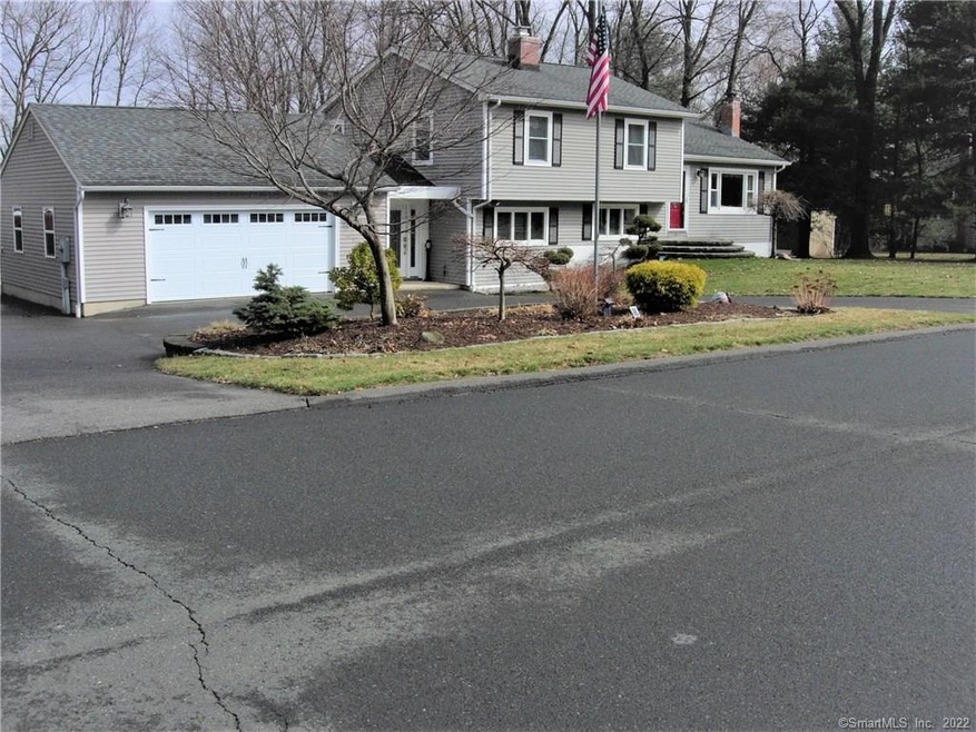 11 Hillsdale Dr, Ellington, CT 06029 - photo 1