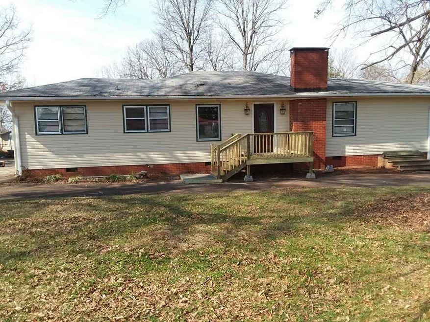 1120 Campton Rd, Inman, SC 29349 - photo 1