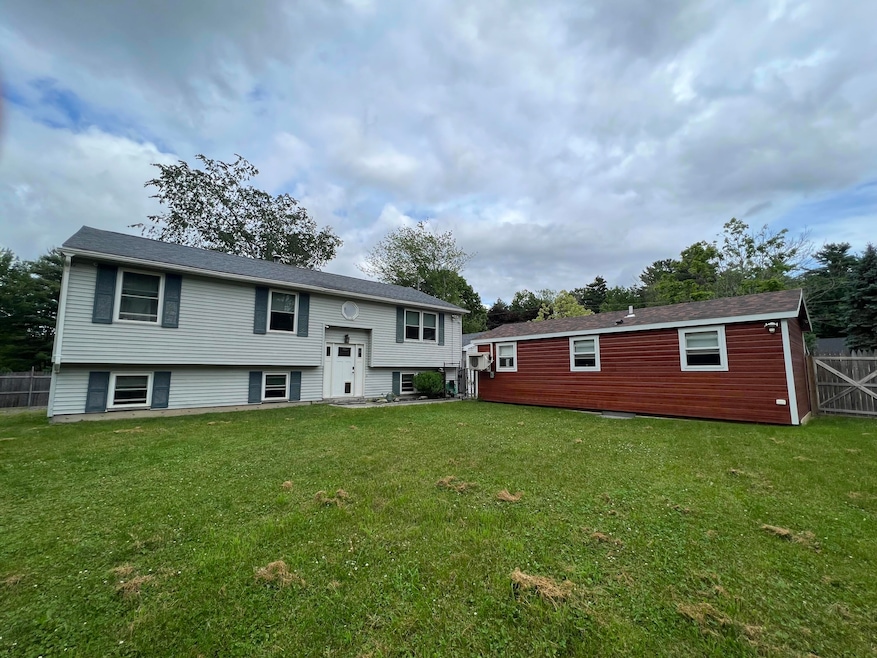 Main house & Guest Cottage