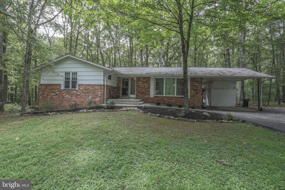 2426 Silver Fox Ln, Reston, VA 20191 - photo 1