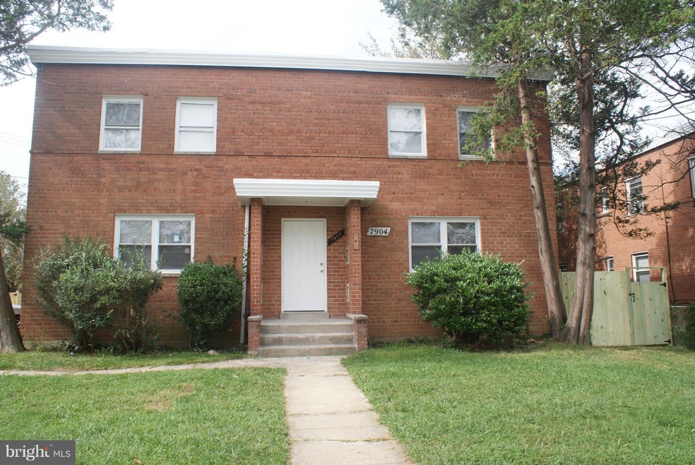 7904 Kennewick Ave, Takoma Park, MD 20912 - photo 1