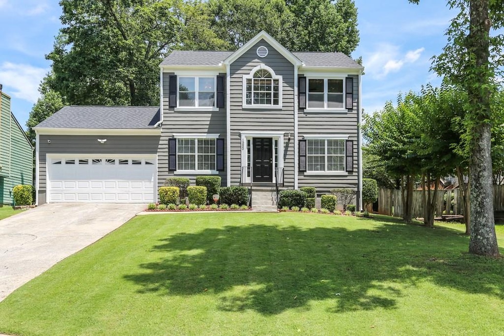 Stunning Acworth home with new roof and exterior p