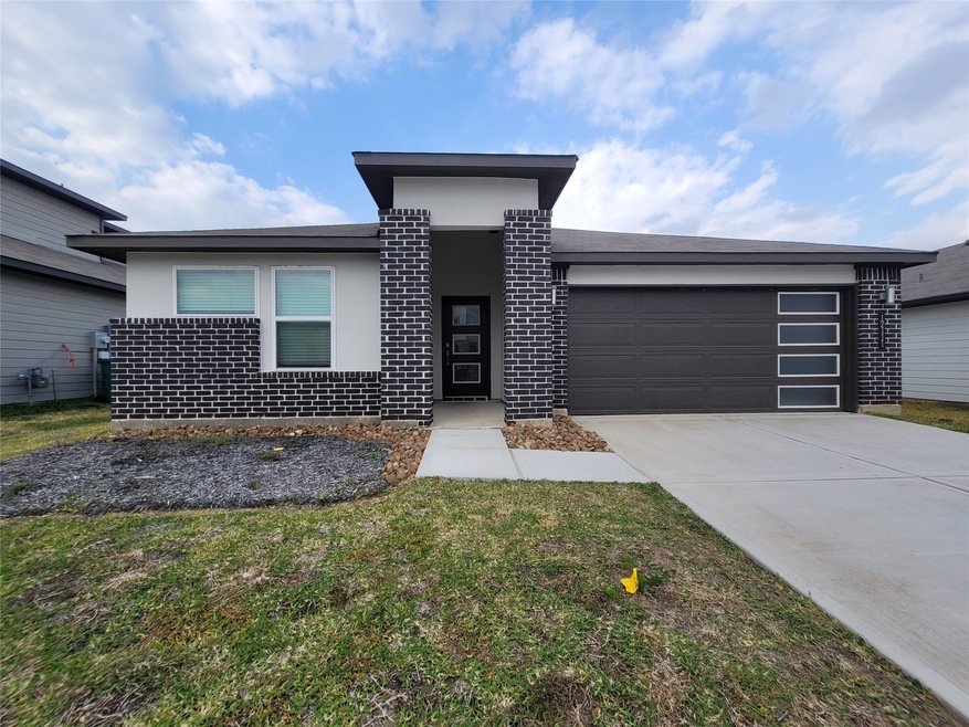 12111 Bear River Dr, Conroe, TX 77384 - photo 1