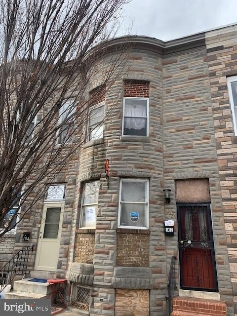 102 S Highland Ave, Baltimore, MD 21224 - photo 1