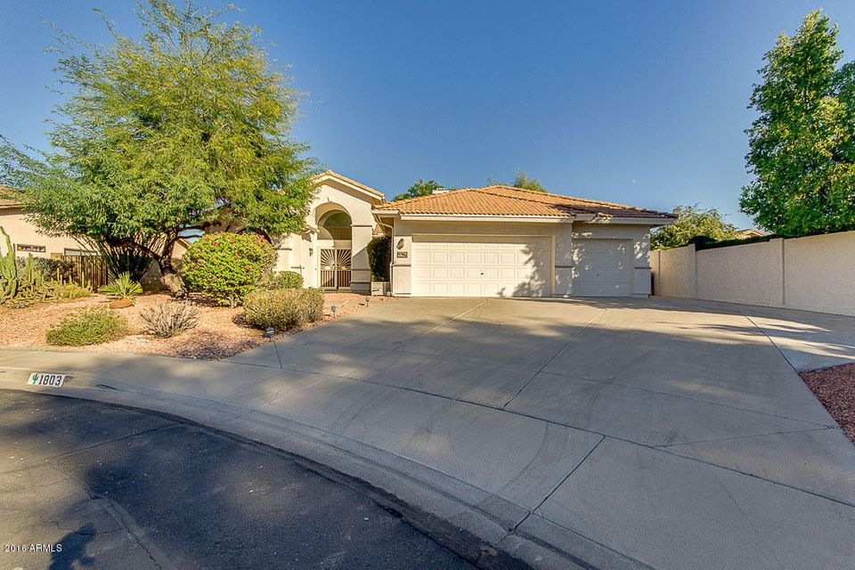 1803 N 59th Circle
