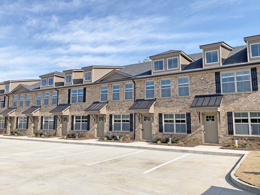 For Rent $1,380/month